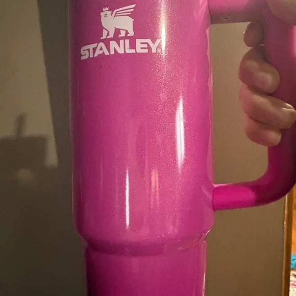 Stanley Hot Pink Travel Mug with Handle and Clear Lid - Picture 2 of 6